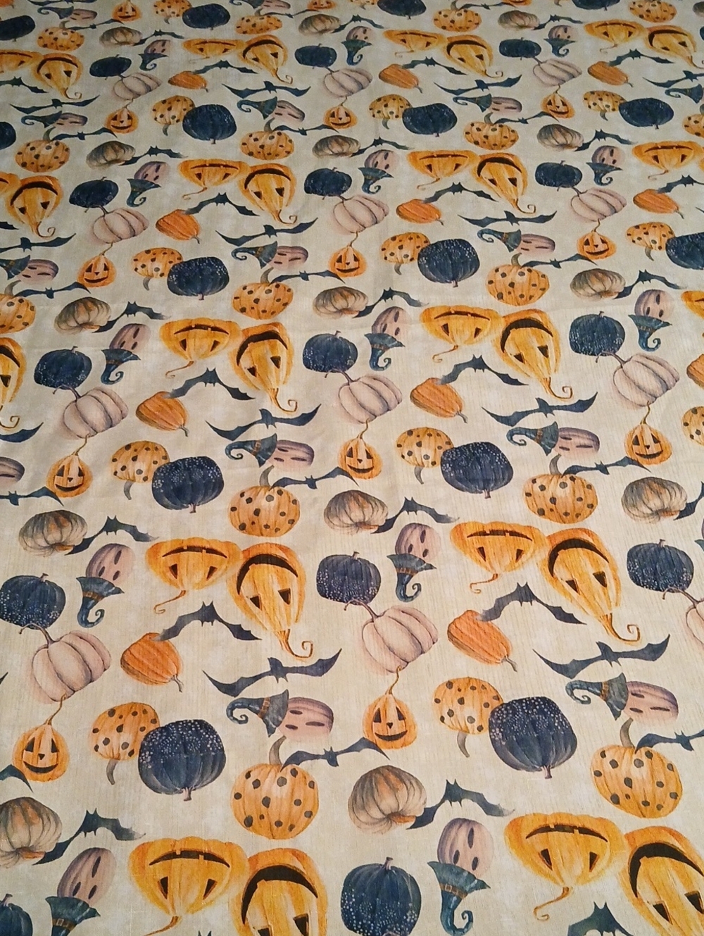 Festive Fun & Spooky Halloween Pumpkins  Orange Black Bats  Tablecloth 84x58 Rtg